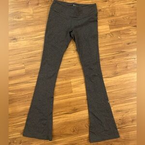 Splits59 Charcoal flared yoga pants (long)